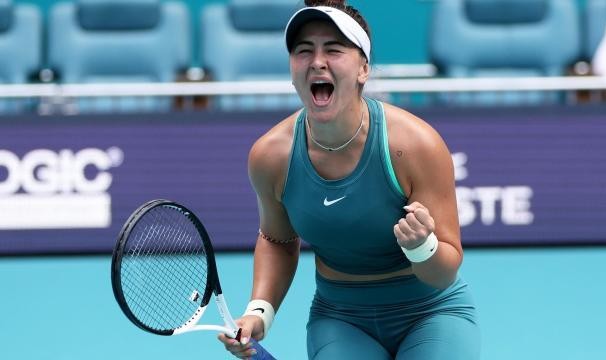 网页版登录入口-张奔斗：有人回春，有人第二春，有人正青春