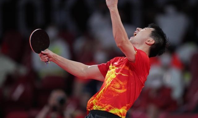 体育视频直播-30日看点：乒羽摘金蹦床冲金 “金牌大户”田径揭幕