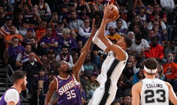 网页版登录入口-为何NBA大逆转这么多？现在领先20分等于过去12分！