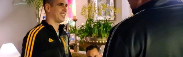 奥斯卡现身巴西与艾克森重逢 最快要等到七月归队