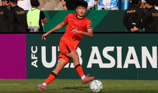 开云体育-记者：浙江曾参与争夺杨希，海港给出标王转会费但工资不高