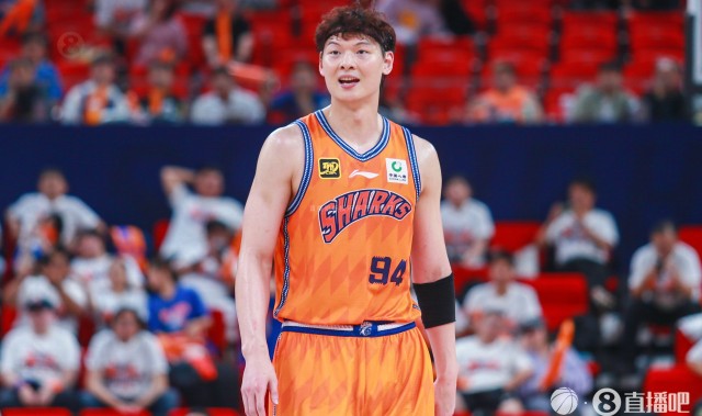 开云体育-媒体人：很多人都忘了王哲林是两届MVP&amp;入选过10次全明星的球员