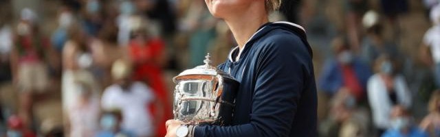 开云体育-用双冠书写黑马传奇 克雷吉茨科娃法网“一飞冲天”